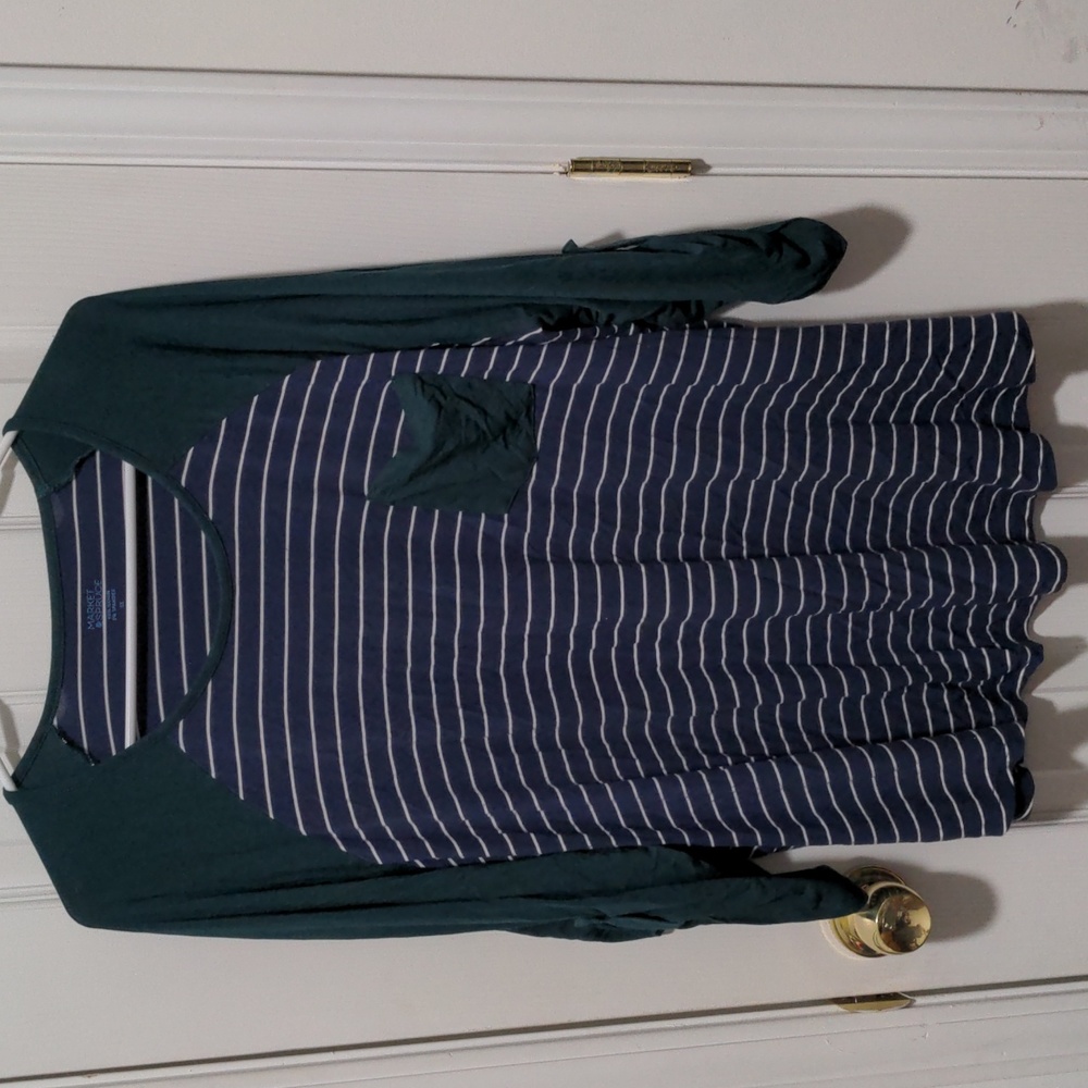 Market & Spruce Women's 3/4 Length Sleeve with Button Accents on Sleeves